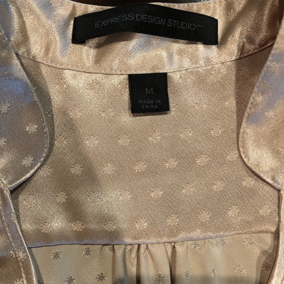 Express Top - Picture 2 of 2